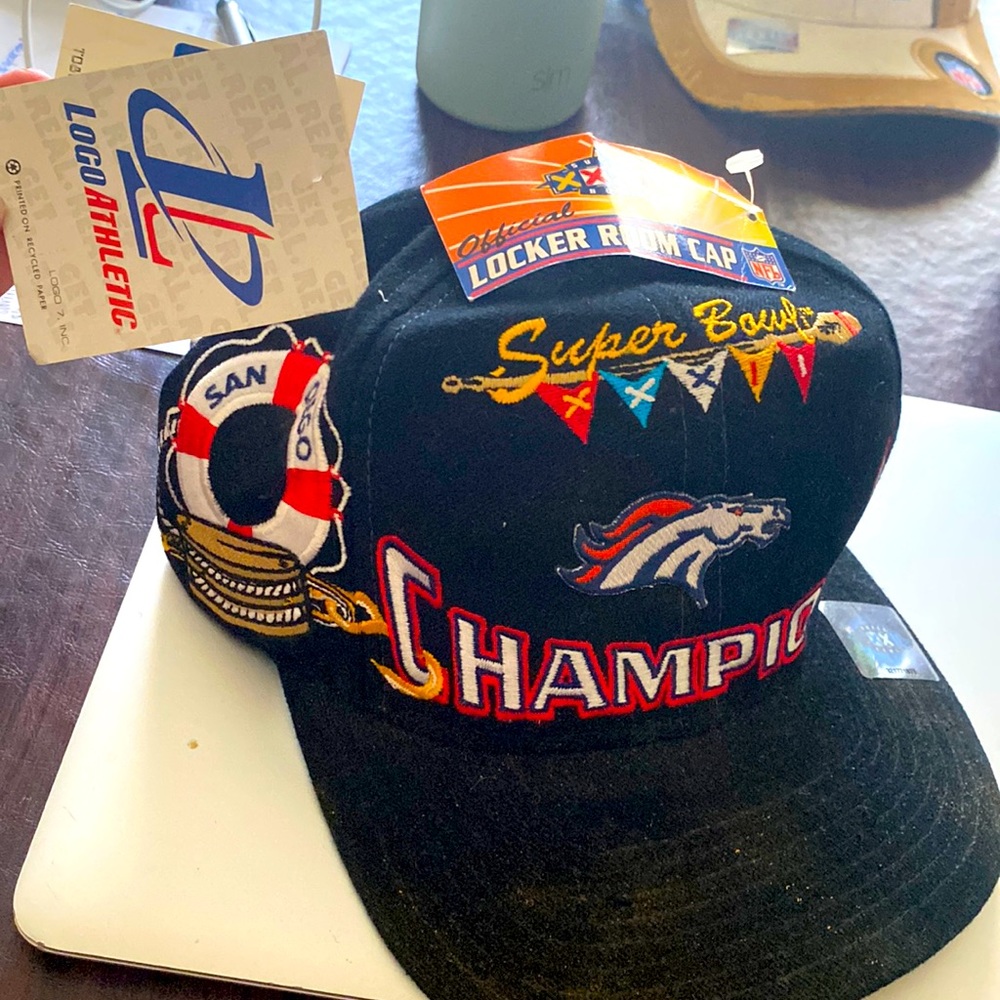 Official NWT Denver Broncos Super Bowl 32 memorabilia hat NFL